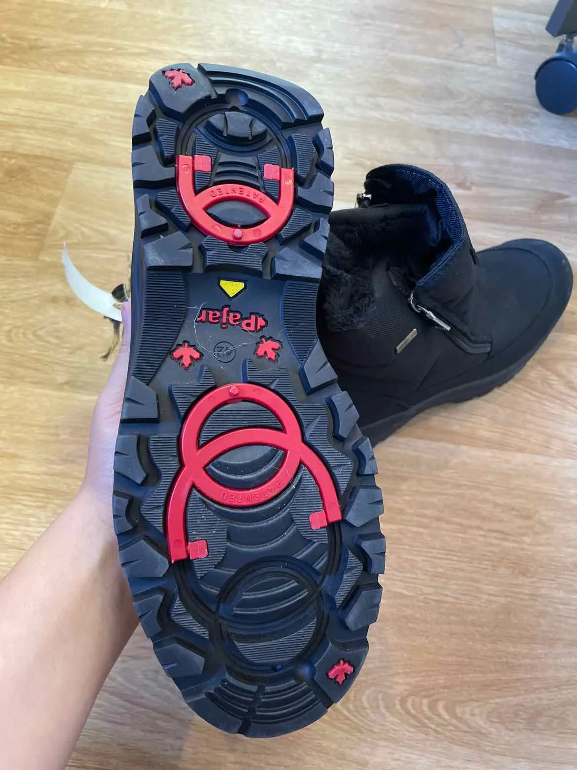 9.5 Pajar Men's Boots
